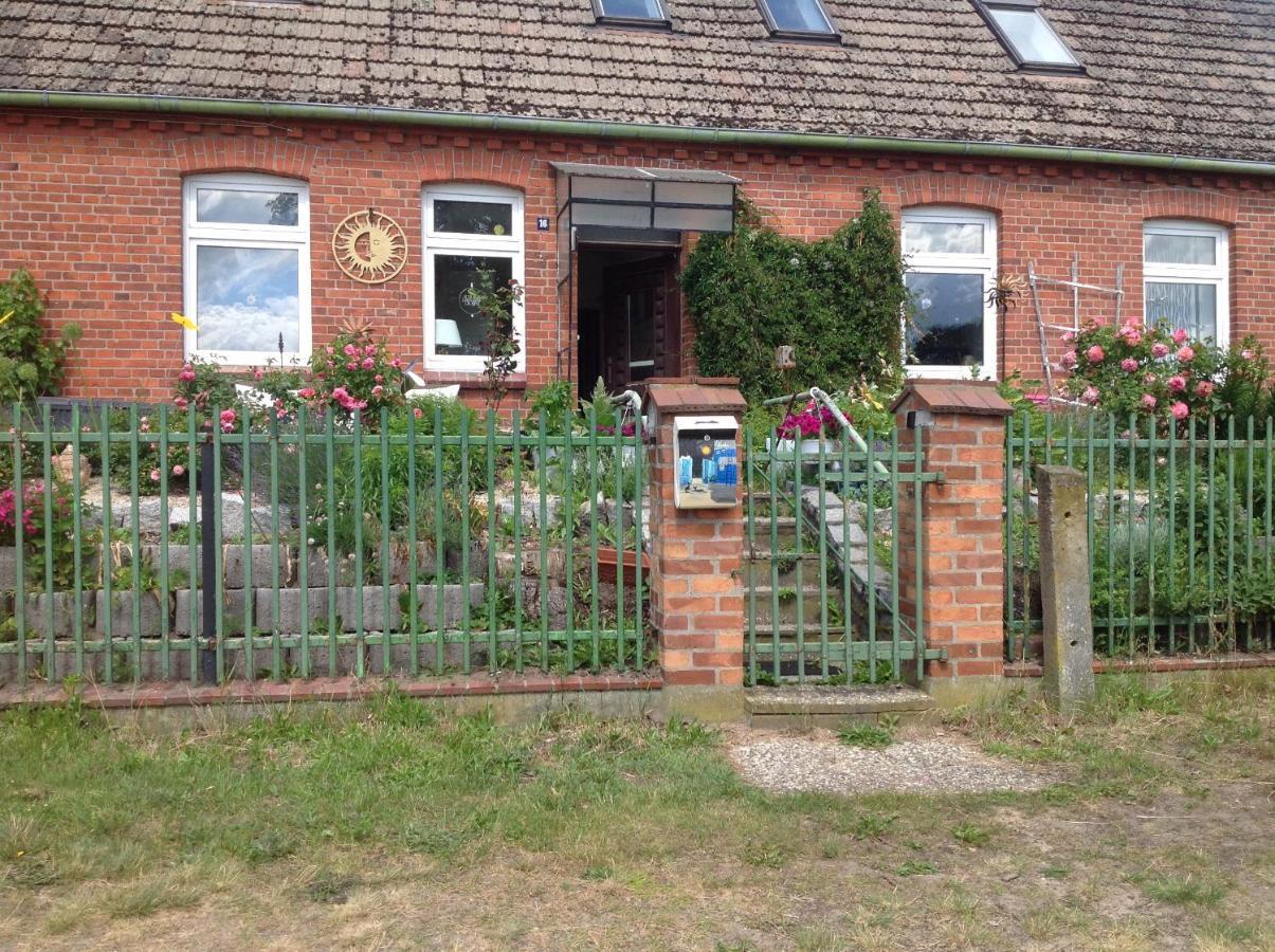 Das Haus Am Teich Besitz Exterior foto